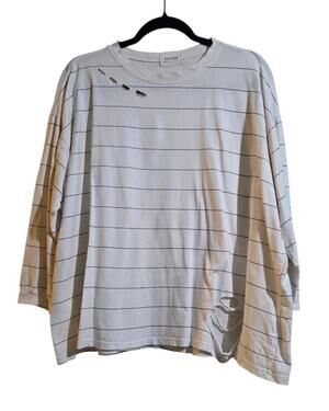 Sister Woman's T-Shirt Top Oversized Sweatshirt Size 1X-2X Striped Distressed